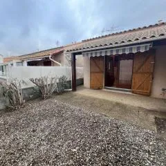 Pavillon cosy avec terrasse et parking pour 4 personnes - FR-1-701-87