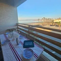 Appartement neuf 6 couchages 50 metres de la plage