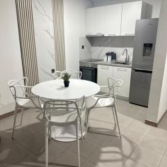 Regina's Sky View Apartment 32nd floor