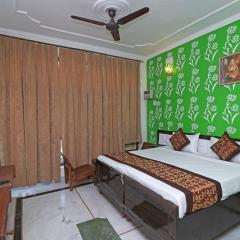 Hotel Hari Villa --Sec 11 Noida