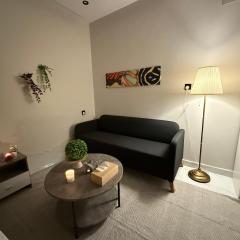 استديو انيق