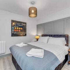 Cosy 1-Bed Apt in Newmarket with Parking