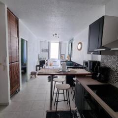 T2 Marseille Panier Vieux Port