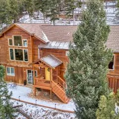 BEST VIEWS! Luxury Mountain Home - Saltwater HotTub, Firepit, BBQ- Close to SKI, Red Rocks