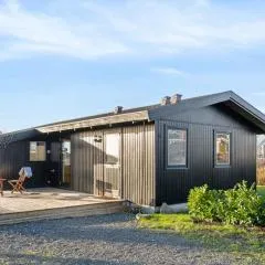 Cozy Summer House Close To Beach And Nature