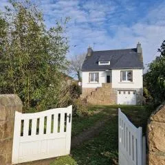 Holiday Home in Port-Blanc near Les Dunes Beach