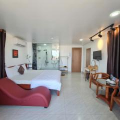 SUN HOTEL