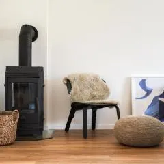 Celý apartmán v rodinném domě s vanou a krbem