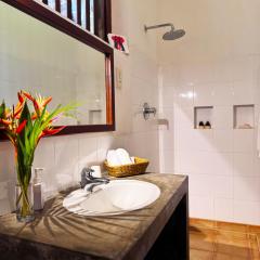 The Garden House Galle -Pool View Room