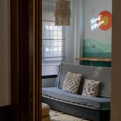 Studio 5 mins from El Palo Beach WiFi & AC