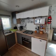 Mobilhome dans Camping Vias plage