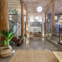 Boho-Chic Loft in a Legendary 17th-Century 'Trap House