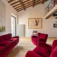 Monti Designer Loft by Romeloft