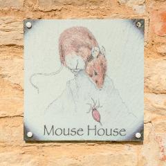 Mouse House at Tove Valley Cottages