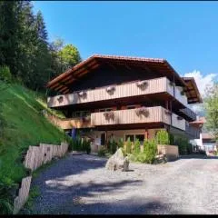 Huber's Lodge