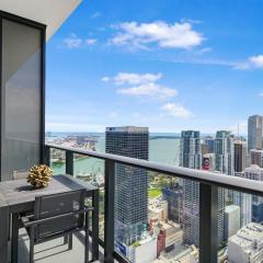 Luxury Studio with Stunning City Views