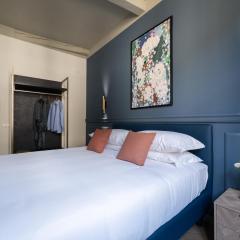 Flora Deluxe Apartment
