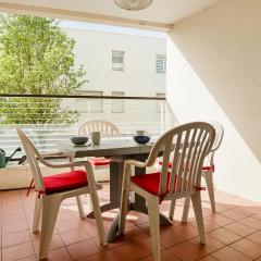 Pet Friendly Apartment In La Rochelle