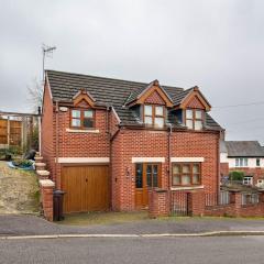 Exclusive 3-Bedroom Villa in Sheffield