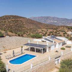 Stunning Home In Las Lagunas De Mijas