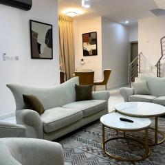 Janeyrb Home - Luxury Home