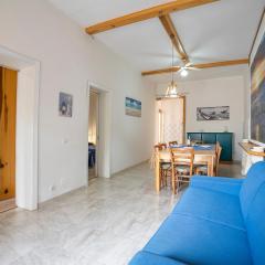 Brezza Apartment Near The Sea - Happy Rentals