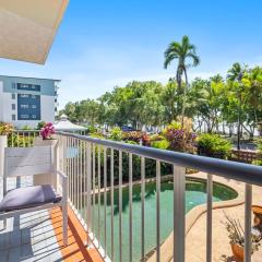 Sand Cay Beachfront Apartment 1 - 2 Bedrooms