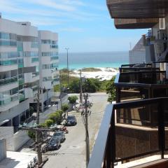 Apto 3 Qts Quadra da Praia do Forte c/ vista lateral