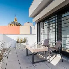 Attic with terrace- 1Bd 1Bth- Corral del Rey