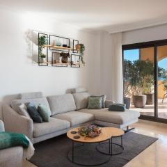 Deluxe 2-Bedroom with Breathtaking Views