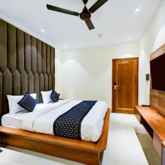 Hotel Surya Plaza Near New Delhi Railway Station and Connaught Place