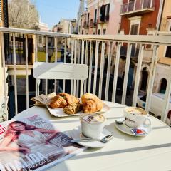 Casa Vacanze San Giacomo, Comfort Apartament in Centro Storico a pochi passi dalla Stazione Centrale