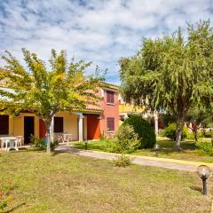 Residence with swimming-pool in Ottiolu just 150 mt from the sea