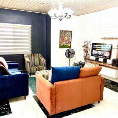 Budget Friendly Ample 2bedroom 10-min 4rm Airport