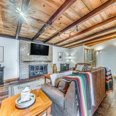 Walk to Midtown Ruidoso Modern-Rustic Cabin