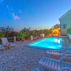 Ferienhaus In Opanci Mit Beheiztem Pool, Parkplatz