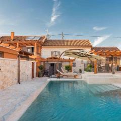 Luxury Villa Finessa Skradin 2 with heated pool, jacuzzi and sauna