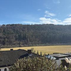 Tolle 2 Zimmerwohnung mit schöner Aussicht