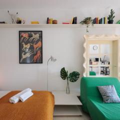 Appartamento di Design con Vista su Via Tortona