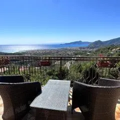 The House of Freedom - Sea View in Lavagna