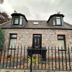 Ann Cottage Retreat in Aberdeen