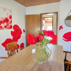 ELENA flat Mohn Duisburg Zentrum