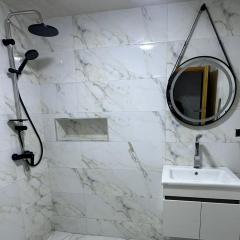 Comfy family flat 10 mins from Medina