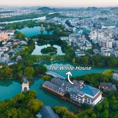 The White House Guilin-Lakeside, Quiet,Traditional Republic of China style, Official residence, Antique furniture