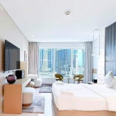Luxury Studio in Business Bay with Canal View