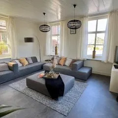 Rhynhoven Lodge