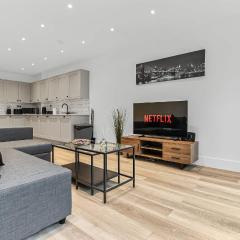 JD Apartments - Urban Retreat with Patio