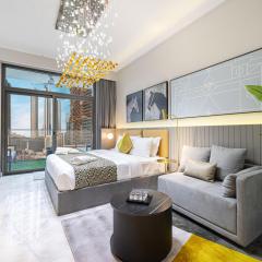 Cozy Studio Steps from Dubai Mall & Burj Khalifa