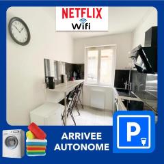 023 CHIC & COSY F1 23m2 HYPERCENTRE WIFI SMART TV NETFLIX