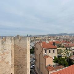 Superbe appartement vue mer vieux port saint Victor